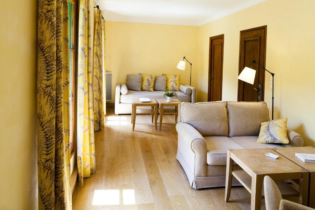 Le Grand Hotel Молич Номер фото